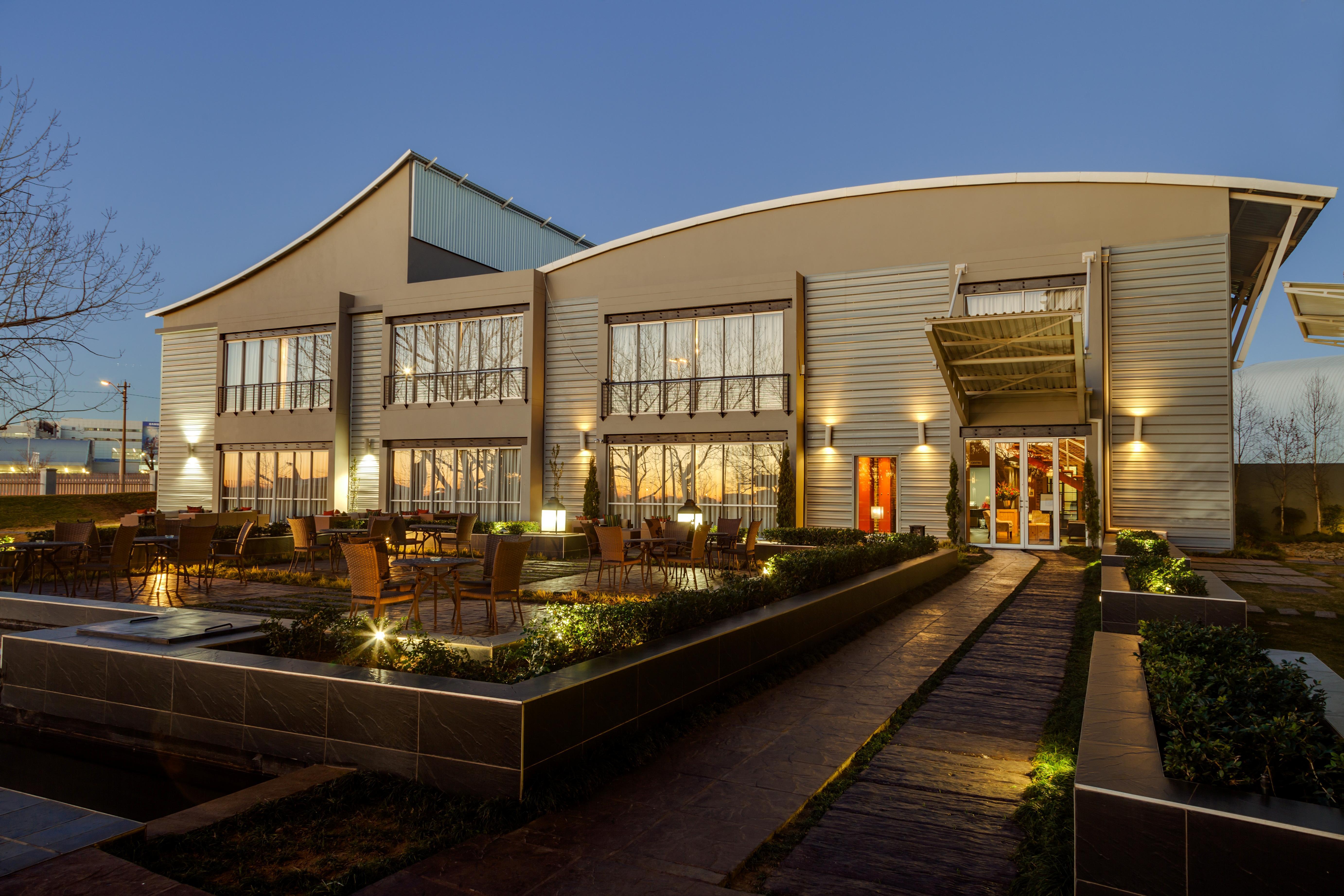 Protea Hotel By Marriott O R Tambo Airport Kempton Park Ngoại thất bức ảnh