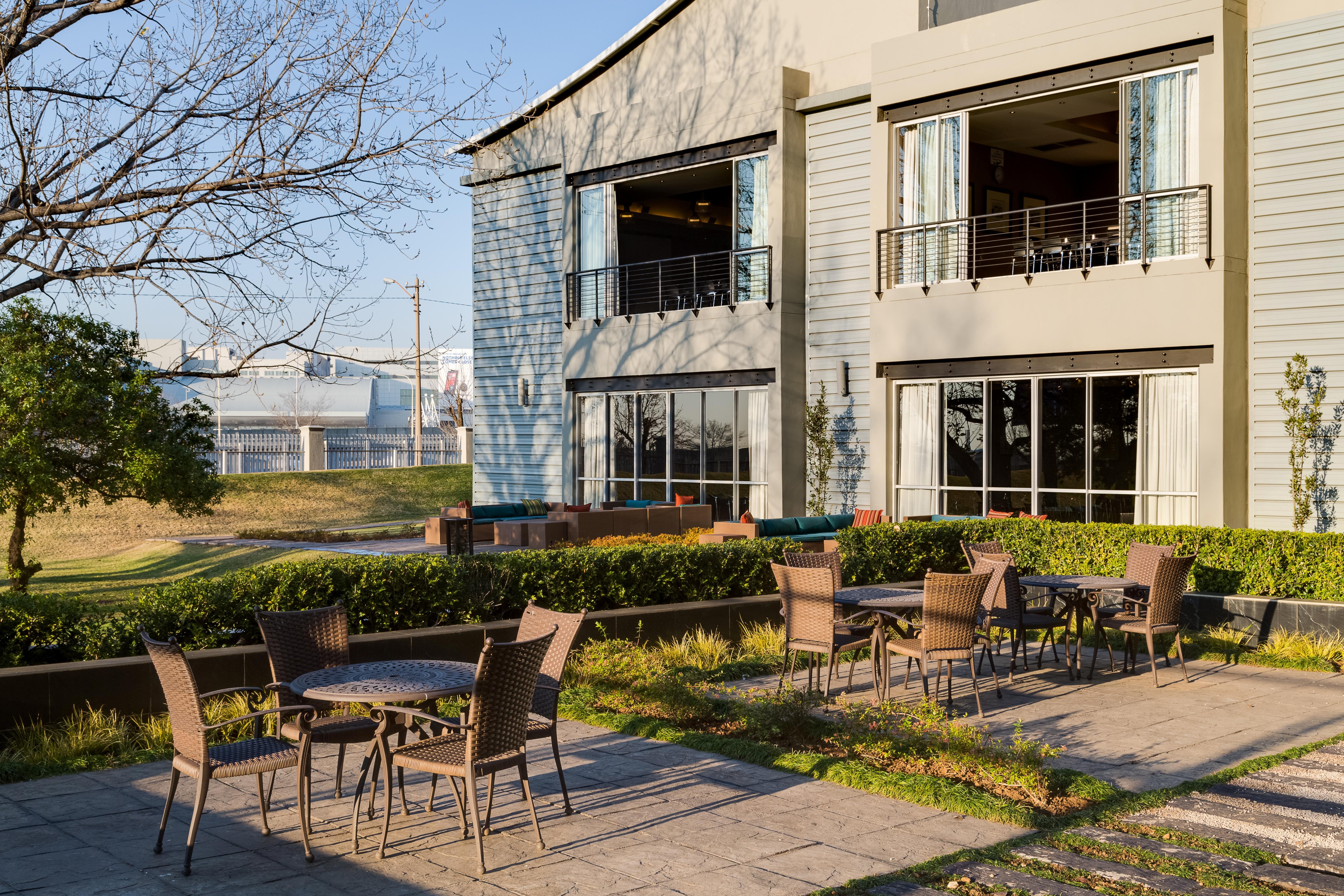 Protea Hotel By Marriott O R Tambo Airport Kempton Park Ngoại thất bức ảnh