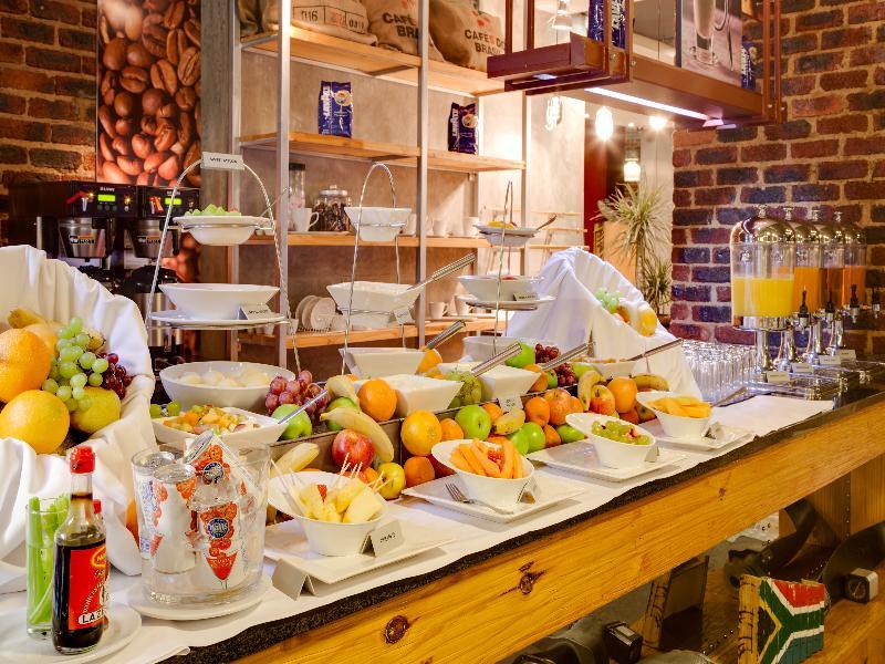Protea Hotel By Marriott O R Tambo Airport Kempton Park Ngoại thất bức ảnh